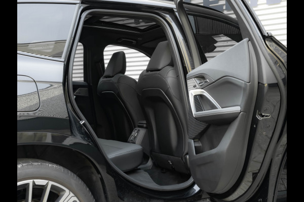BMW X1 sDrive18i M-Sport Pro - Pano - Memoryzetel - Trekhaak - ACC - Head-Up - Harman Kardon