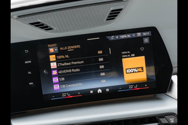 BMW X1 sDrive18i M-Sport Pro - Pano - Memoryzetel - Trekhaak - ACC - Head-Up - Harman Kardon