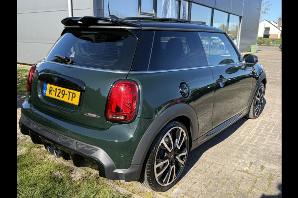 MINI 3-deurs 2.0 John Cooper Works Essential | 231pk | Harman kardon | Leder | Panoramadak | Stuur & Stoelverwarming | Head-Up | Parkeersensoren |  Full Options.