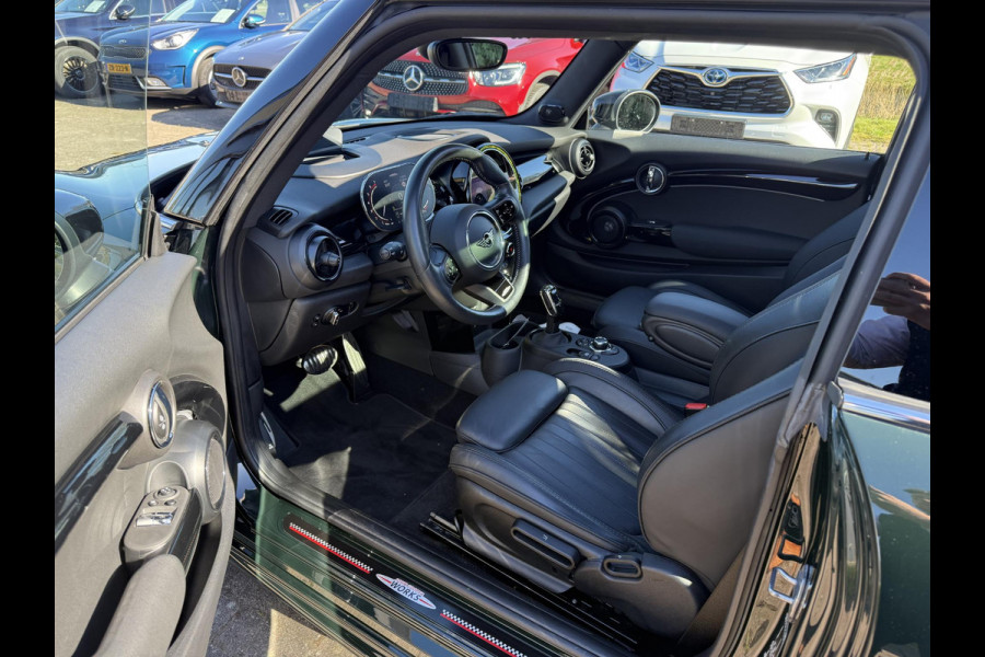 MINI 3-deurs 2.0 John Cooper Works Essential | 231pk | Harman kardon | Leder | Panoramadak | Stuur & Stoelverwarming | Head-Up | Parkeersensoren |  Full Options.