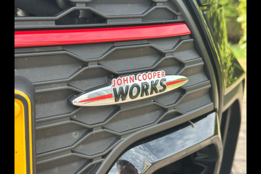 MINI 3-deurs 2.0 John Cooper Works Essential | 231pk | Harman kardon | Leder | Panoramadak | Stuur & Stoelverwarming | Head-Up | Parkeersensoren |  Full Options.