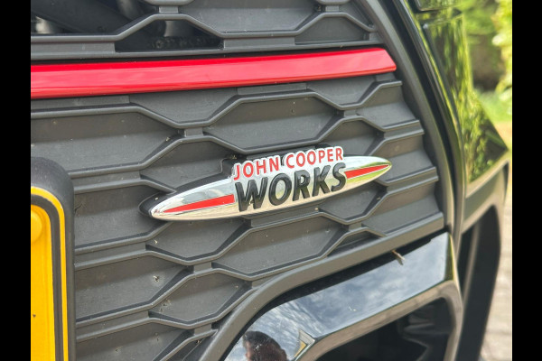 MINI 3-deurs 2.0 John Cooper Works Essential | 231pk | Harman kardon | Leder | Panoramadak | Stuur & Stoelverwarming | Head-Up | Parkeersensoren |  Full Options.