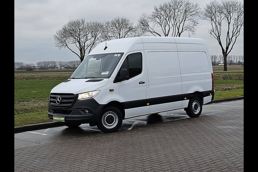 Mercedes-Benz Sprinter 317 L2H2 Mbux RWD 360Camera Navi Euro6 Airco Pdc 170Pk!