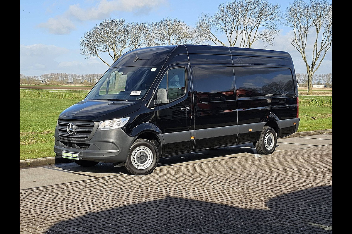 Mercedes-Benz Sprinter 317 L3H2 Automaat Mbux Navi Camera Cruise 170Pk 3-Zits!