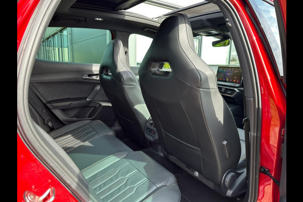 CUPRA Formentor 1.4 e-Hybrid VZ Performance 245pk PHEV |  Panoramadak | Stoelverwarming | Vol leder