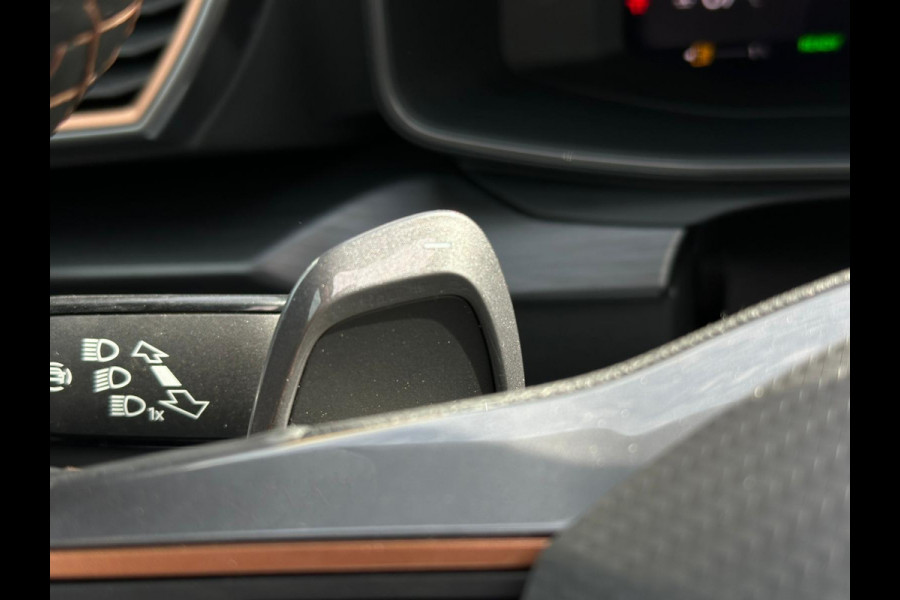 CUPRA Formentor 1.4 e-Hybrid VZ Performance 245pk PHEV |  Panoramadak | Stoelverwarming | Vol leder