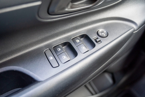 Hyundai i20 1.0 T-GDI Comfort|Prijs incl. 12 mnd garantie| Keyless LED Camera Stoel/stuurverwarming DAB Bluetooth