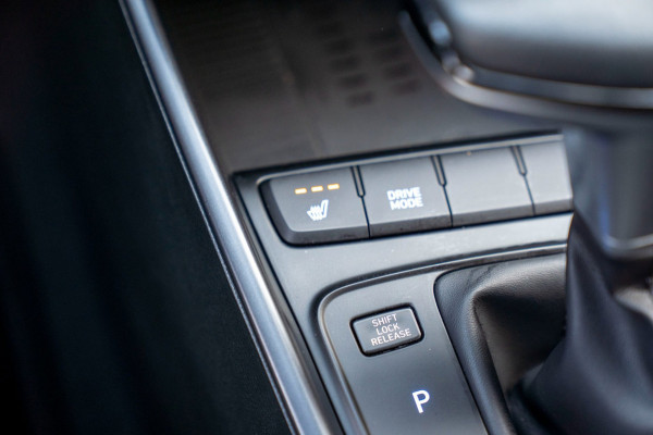 Hyundai i20 1.0 T-GDI Comfort|Prijs incl. 12 mnd garantie| Keyless LED Camera Stoel/stuurverwarming DAB Bluetooth