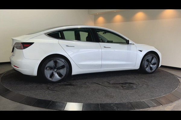 Tesla Model 3 Standard RWD Plus 60 kWh Soh (batterijcheck) Waarde  89,8 %