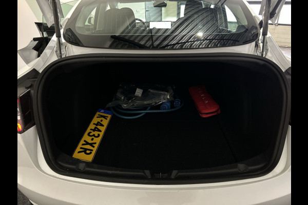 Tesla Model 3 Standard RWD Plus 60 kWh Soh (batterijcheck) Waarde  89,8 %