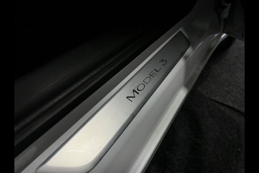 Tesla Model 3 Standard RWD Plus 60 kWh Soh (batterijcheck) Waarde  89,8 %