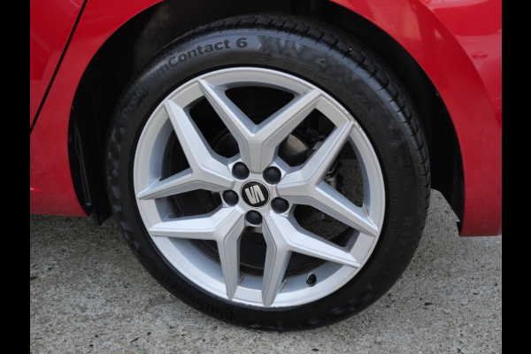 Seat Ibiza 1.0 TSI FR BUSINESS INTENSE | A.C.C | CARPLAY | CAMERA | 116 PK | NIEUWE APK!!