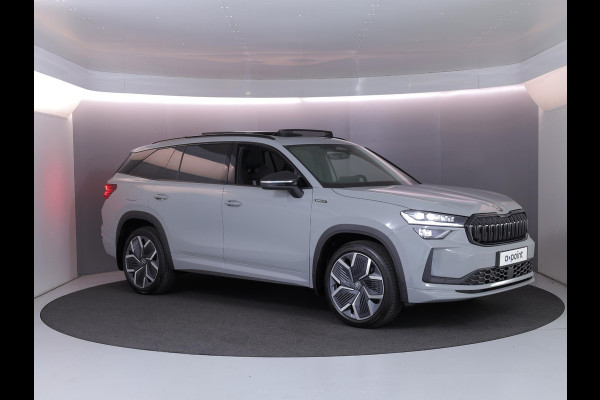 Škoda Kodiaq Sportline Business PHEV 1.5 TSI 204 pk 6 versn. DSG | Panoramadak | Trekhaak | Comfort Pakket | Winter Pakket | 20 inch lichtmetalen velgen | Verlengde garantie