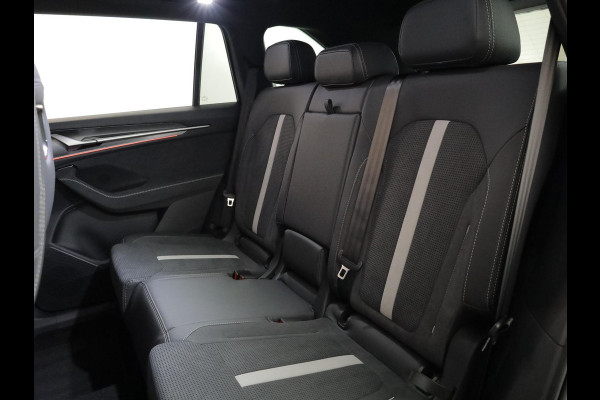 Škoda Kodiaq Sportline Business PHEV 1.5 TSI 204 pk 6 versn. DSG | Panoramadak | Trekhaak | Comfort Pakket | Winter Pakket | 20 inch lichtmetalen velgen | Verlengde garantie