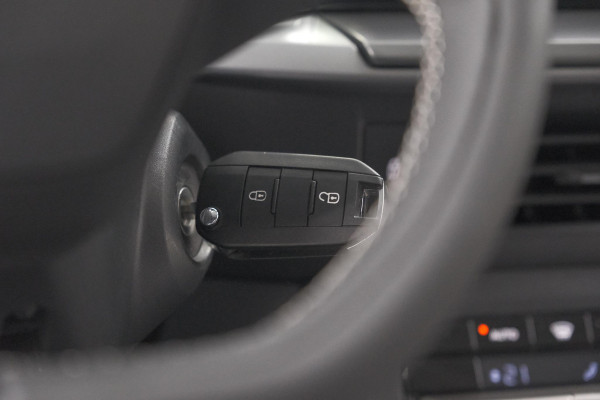 Opel Frontera Electric GS 44 kWh | 11 KW Laadfunctie | Camera | Dodehoekdetectie | Apple Carplay