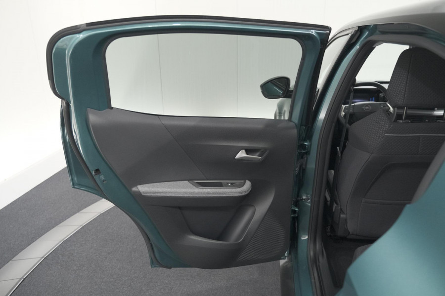 Opel Frontera Electric GS 44 kWh | 11 KW Laadfunctie | Camera | Dodehoekdetectie | Apple Carplay