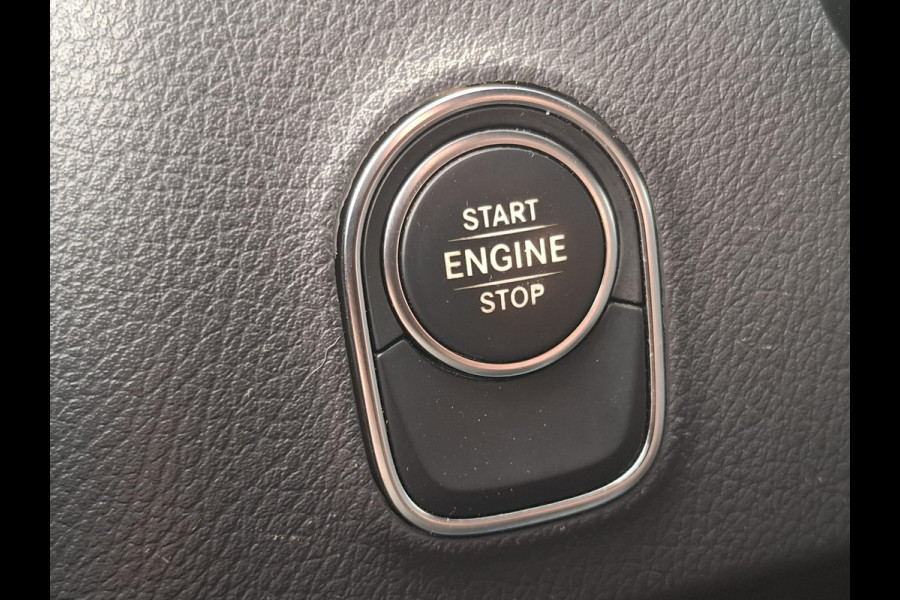 Mercedes-Benz Sprinter 311 2.2 CDI L2H2 - WDB9106331P133346 poetsen en foto’s maken