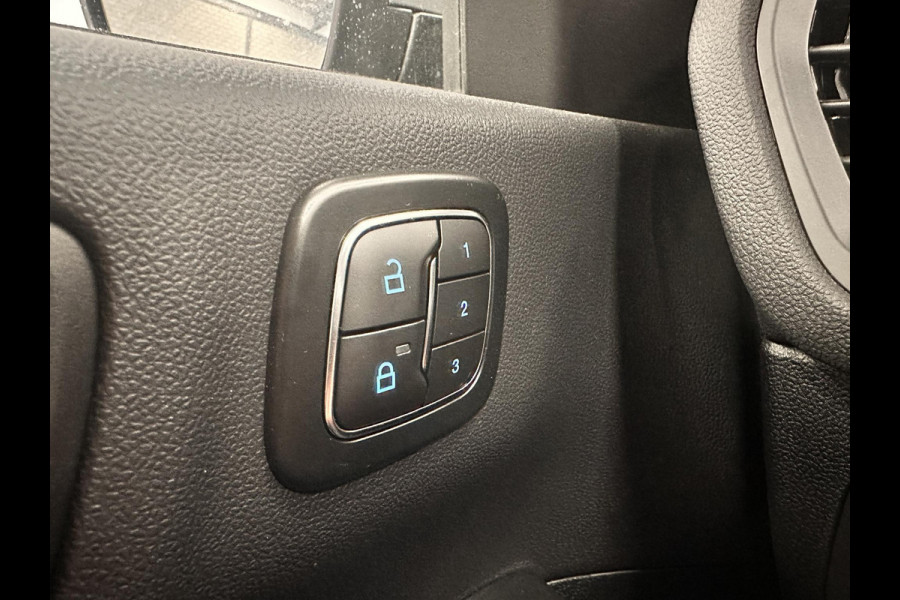 Ford Kuga 2.5 PHEV ST-Line X Airco ECC Navi Carplay 360 Camera B&O Premium Sound Full LED Light Pack Leder Alcantara