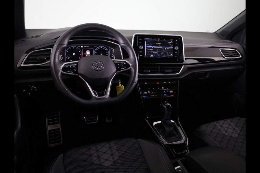 Volkswagen T-Roc 1.5 TSI R-Line | DSG | Navigatie | Camera | Dodehoeksensoren |