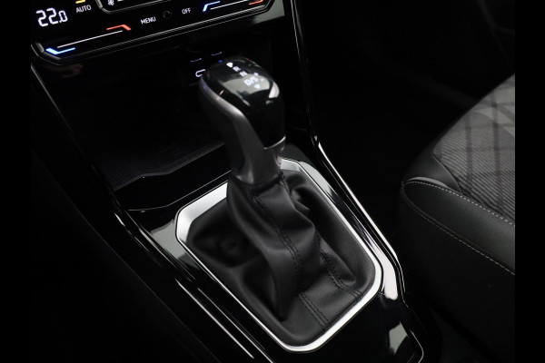 Volkswagen T-Roc 1.5 TSI R-Line | DSG | Navigatie | Camera | Dodehoeksensoren |