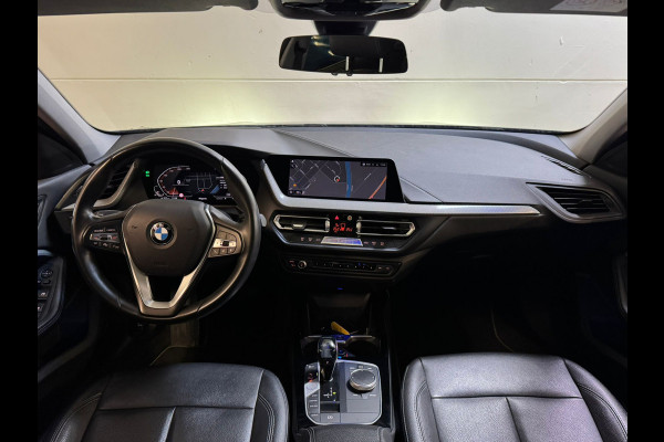 BMW 1-serie 118i 136PK AUT. HIGH EXECUTIVE TREKHAAK/LEDER/PANORAMADAK