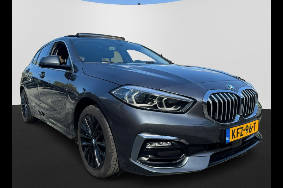 BMW 1-serie 118i 136PK AUT. HIGH EXECUTIVE TREKHAAK/LEDER/PANORAMADAK