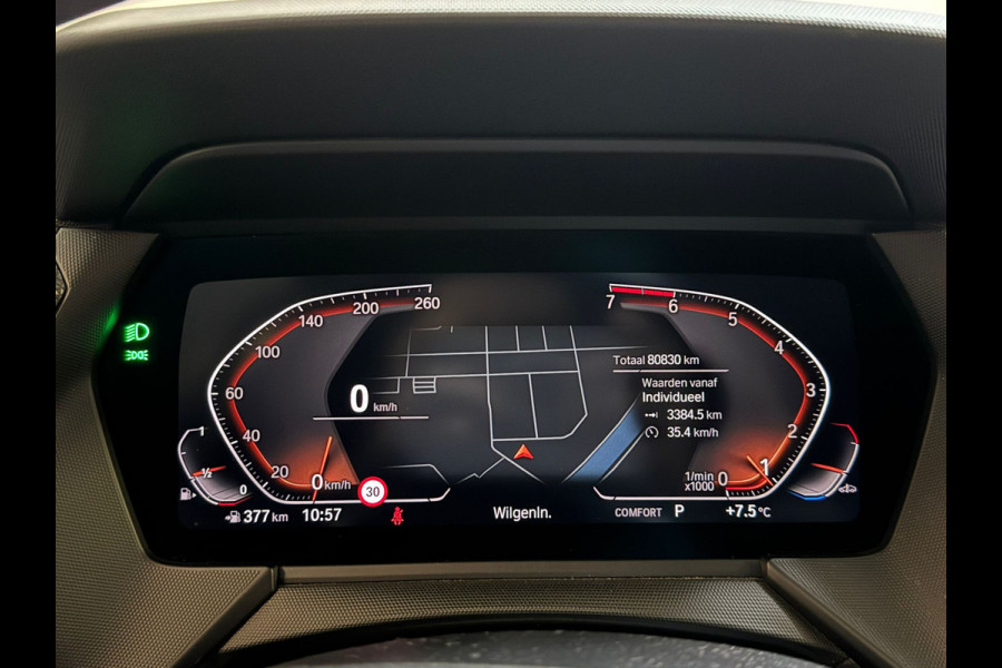 BMW 1-serie 118i 136PK AUT. HIGH EXECUTIVE TREKHAAK/LEDER/PANORAMADAK