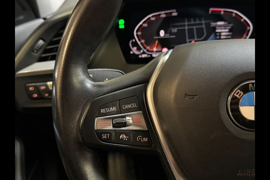 BMW 1-serie 118i 136PK AUT. HIGH EXECUTIVE TREKHAAK/LEDER/PANORAMADAK