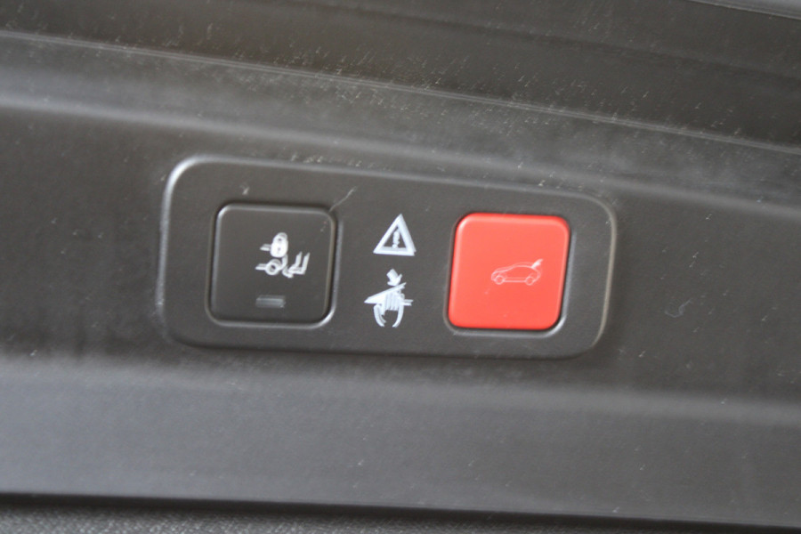 Peugeot 5008 1.2 PureTech Crossway |Pano|