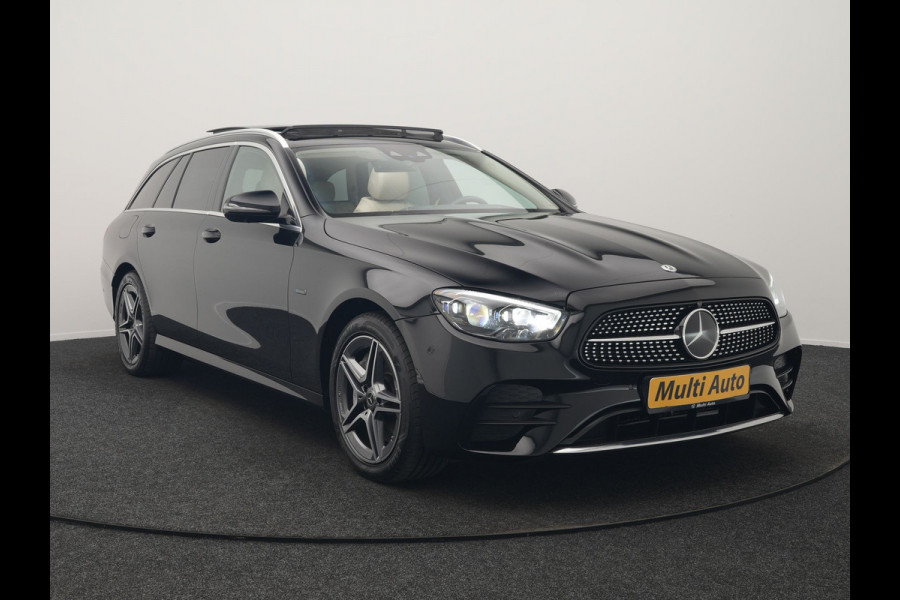 Mercedes-Benz E-Klasse Estate 300 e AMG Line PHEV 320pk Dealer O.H. | Panodak | Adaptive Cruise | 360 Camera | Multi Beam LED | Lederen Sportstoelen Verwarmd | Sfeerverlichting | Apple Carplay | Navigatie | DAB | Plug In Hybrid |