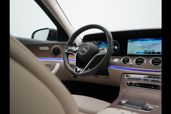 Mercedes-Benz E-Klasse Estate 300 e AMG Line PHEV 320pk Dealer O.H. | Panodak | Adaptive Cruise | 360 Camera | Multi Beam LED | Lederen Sportstoelen Verwarmd | Sfeerverlichting | Apple Carplay | Navigatie | DAB | Plug In Hybrid |
