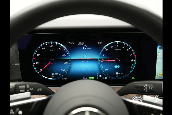 Mercedes-Benz E-Klasse Estate 300 e AMG Line PHEV 320pk Dealer O.H. | Panodak | Adaptive Cruise | 360 Camera | Multi Beam LED | Lederen Sportstoelen Verwarmd | Sfeerverlichting | Apple Carplay | Navigatie | DAB | Plug In Hybrid |
