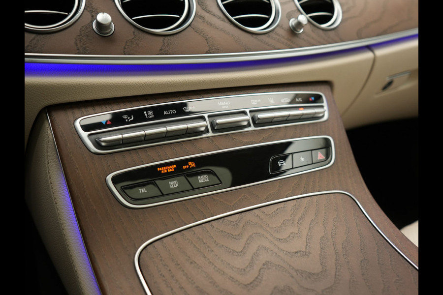 Mercedes-Benz E-Klasse Estate 300 e AMG Line PHEV 320pk Dealer O.H. | Panodak | Adaptive Cruise | 360 Camera | Multi Beam LED | Lederen Sportstoelen Verwarmd | Sfeerverlichting | Apple Carplay | Navigatie | DAB | Plug In Hybrid |