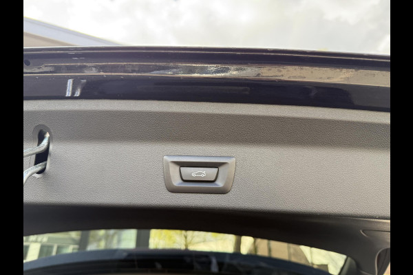 BMW X3 xDrive30e High Executive M-SPORT SHADOW LINE| BTW|  HIFI AUDIO| STOELVERWARMING| ELEK. STOELEN| ELEK. ACHTERKLEP| 20 INCH HOOGGLANS ZWARTE VELGEN| CAMERA| FULL LED|