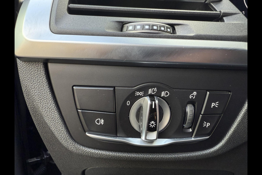 BMW X3 xDrive30e High Executive M-SPORT SHADOW LINE| BTW|  HIFI AUDIO| STOELVERWARMING| ELEK. STOELEN| ELEK. ACHTERKLEP| 20 INCH HOOGGLANS ZWARTE VELGEN| CAMERA| FULL LED|