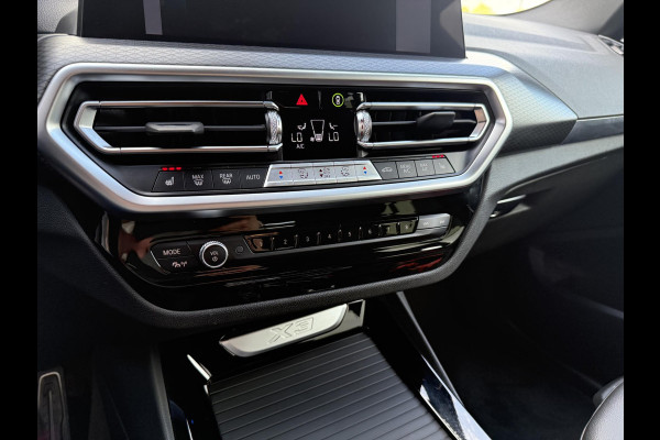 BMW X3 xDrive30e High Executive M-SPORT SHADOW LINE| BTW|  HIFI AUDIO| STOELVERWARMING| ELEK. STOELEN| ELEK. ACHTERKLEP| 20 INCH HOOGGLANS ZWARTE VELGEN| CAMERA| FULL LED|