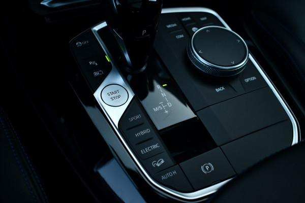 BMW X3 xDrive30e M-Sport Pano M-zetels ACC HUD H/K 20inch