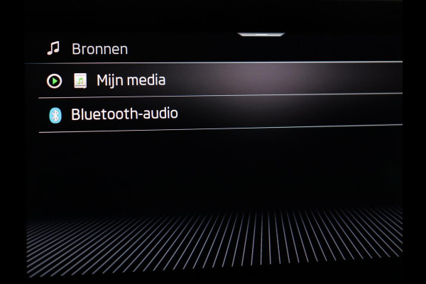 Škoda Superb 1.4 TSI iV Business Edition Plus | SOH 88,8% | Panoramadak | Leder/Alcantara | Stoelverwarming | Camera | Carplay | Park Assist | Virtual Cockpit | Achterbankverwarming | PHEV | Plug In