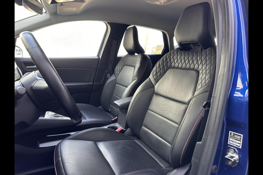 Renault Captur 1.6 E-Tech Plug-in Hybrid 160 Initiale Paris | TWO TONE | Leder | stuur/stoelverwarming | DAB Ontvanger |