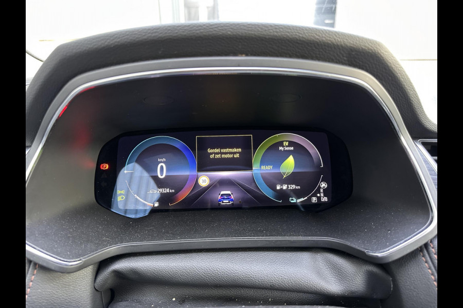 Renault Captur 1.6 E-Tech Plug-in Hybrid 160 Initiale Paris | TWO TONE | Leder | stuur/stoelverwarming | DAB Ontvanger |