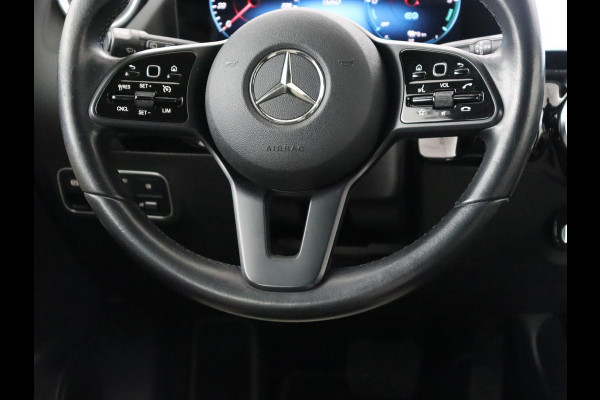 Mercedes-Benz B-Klasse 250e Advantage | SOH 99% | Panoramadak | Half leder | Widescreen | Camera | Park Assist | Dodehoek detectie | Full LED | Navigatie | Bluetooth | PHEV | Plug In