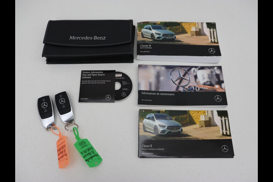 Mercedes-Benz B-Klasse 250e Advantage | SOH 99% | Panoramadak | Half leder | Widescreen | Camera | Park Assist | Dodehoek detectie | Full LED | Navigatie | Bluetooth | PHEV | Plug In