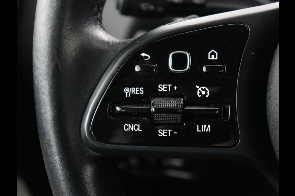 Mercedes-Benz B-Klasse 250e Advantage | SOH 99% | Panoramadak | Half leder | Widescreen | Camera | Park Assist | Dodehoek detectie | Full LED | Navigatie | Bluetooth | PHEV | Plug In