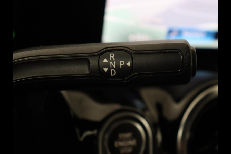 Mercedes-Benz B-Klasse 250e Advantage | SOH 99% | Panoramadak | Half leder | Widescreen | Camera | Park Assist | Dodehoek detectie | Full LED | Navigatie | Bluetooth | PHEV | Plug In