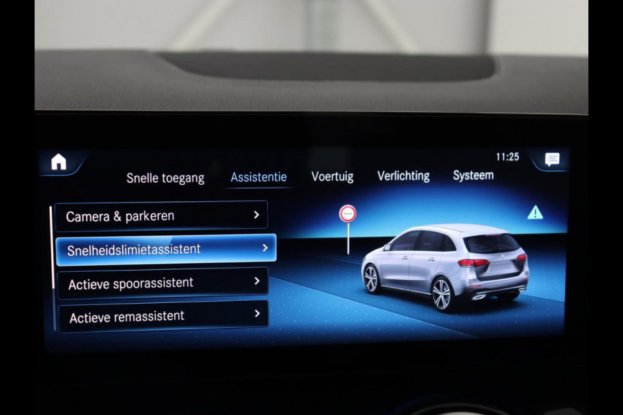 Mercedes-Benz B-Klasse 250e Advantage | SOH 99% | Panoramadak | Half leder | Widescreen | Camera | Park Assist | Dodehoek detectie | Full LED | Navigatie | Bluetooth | PHEV | Plug In