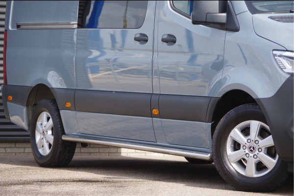 Mercedes-Benz Sprinter 317 1.9 CDI L2H1 DC-6P, AUT. FACELIFT, 3.5T TREKHAAK, LED, CAMERA, NAVI, CRUISE, MF STUURWIEL, MISTLAMPEN, DUBBELE CABINE, DUBBE