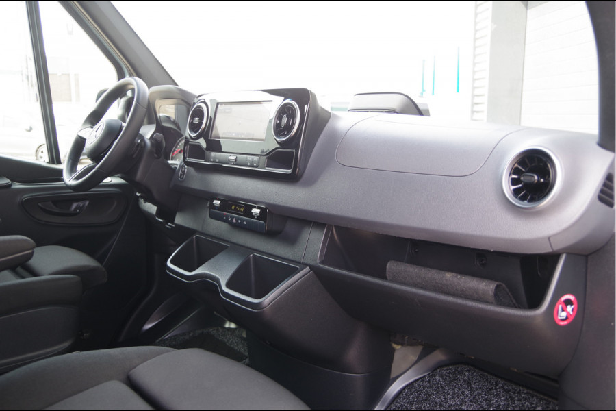 Mercedes-Benz Sprinter 317 1.9 CDI L2H1 DC-6P, AUT. FACELIFT, 3.5T TREKHAAK, LED, CAMERA, NAVI, CRUISE, MF STUURWIEL, MISTLAMPEN, DUBBELE CABINE, DUBBE