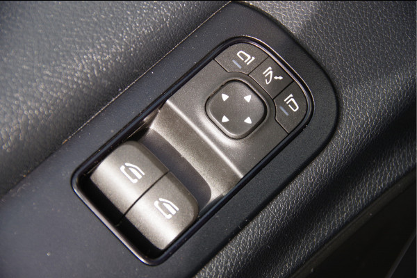 Mercedes-Benz Sprinter 317 1.9 CDI L2H1 DC-6P, AUT. FACELIFT, 3.5T TREKHAAK, LED, CAMERA, NAVI, CRUISE, MF STUURWIEL, MISTLAMPEN, DUBBELE CABINE, DUBBE