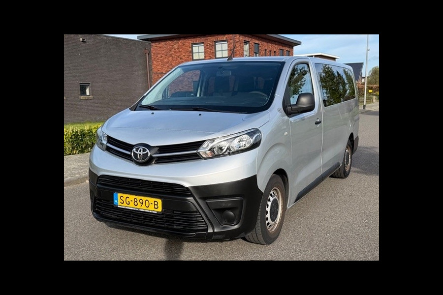 Toyota Proace Shuttle 1.6 D-4D Cool Comfort Long