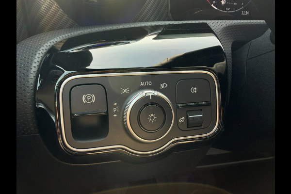 Mercedes-Benz A-Klasse 250 e Business Line